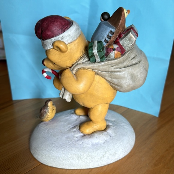 Vintage Winnie the Pooh Christmas Statue - Picture 4 of 7